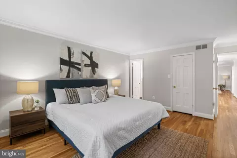 Bedroom - 8206 Langbrook Rd, Springfield, VA 22152 photo 2 of 8