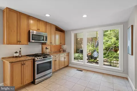 Kitchen - 8206 Langbrook Rd, Springfield, VA 22152 photo 4 of 6