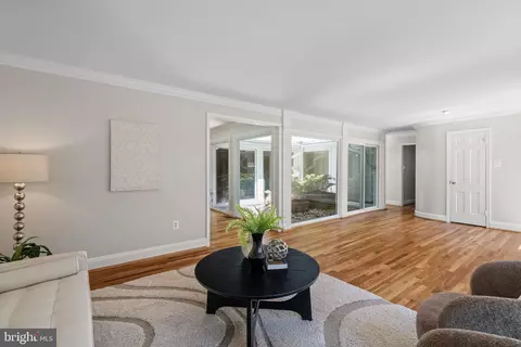 Living - 8206 Langbrook Rd, Springfield, VA 22152 photo 5 of 8