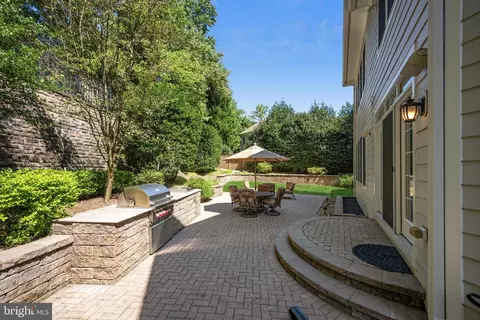Other - 1573 Maddux Ln, Mclean, VA 22101 photo 3 of 14