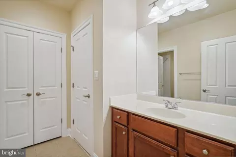 Entry Way - 1573 Maddux Ln, Mclean, VA 22101 photo 6 of 6