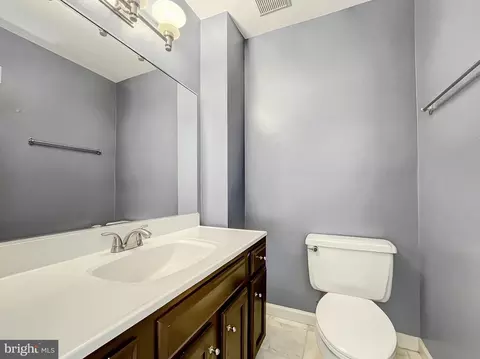 8802 Cameo Sq, Springfield, VA 22152 photo 25