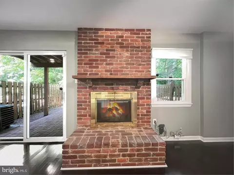 8802 Cameo Sq, Springfield, VA 22152 photo 31