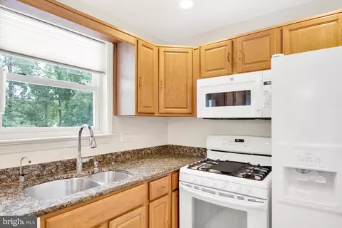5225 Forman Ct, Springfield, VA 22151 photo 14