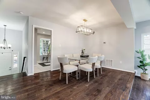 2426 Ridgehampton Ct, Reston, VA 20191 photo 6