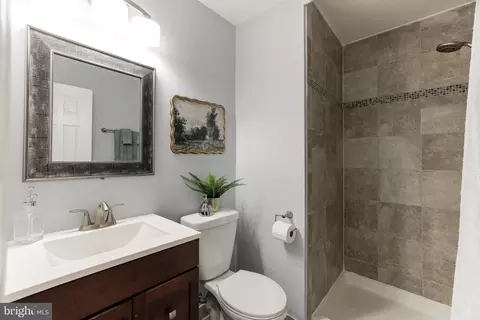 2426 Ridgehampton Ct, Reston, VA 20191 photo 23