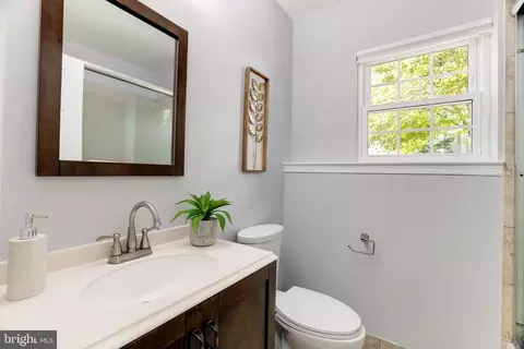 2426 Ridgehampton Ct, Reston, VA 20191 photo 33
