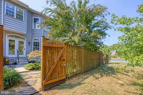 8603 Beech Hollow Ln, Springfield, VA 22153 photo 40