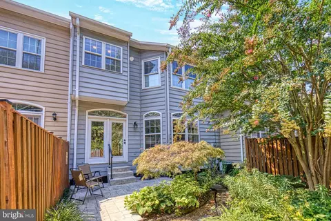 8603 Beech Hollow Ln, Springfield, VA 22153 photo 35