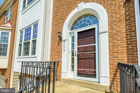 8603 Beech Hollow Ln, Springfield, VA 22153 photo 3
