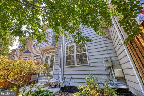 8603 Beech Hollow Ln, Springfield, VA 22153 photo 36