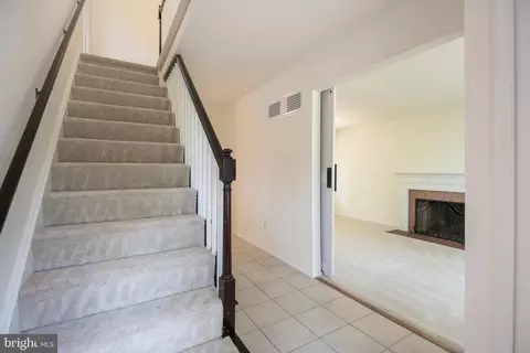 8212 Smithfield Ave, Springfield, VA 22152 photo 12