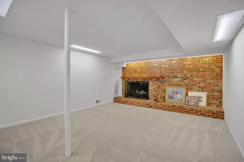 8212 Smithfield Ave, Springfield, VA 22152 photo 23