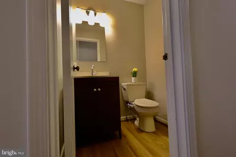 2298 Archdale Rd, Reston, VA 20191 photo 18