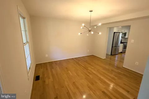 2298 Archdale Rd, Reston, VA 20191 photo 7