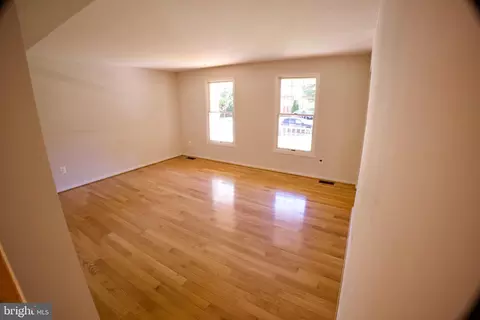 2298 Archdale Rd, Reston, VA 20191 photo 15