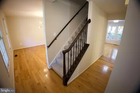 2298 Archdale Rd, Reston, VA 20191 photo 6