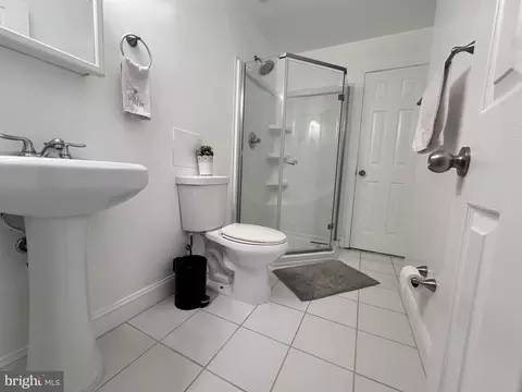 Bath - 2212 Coppersmith Sq, Reston, VA 20191 photo 5 of 5