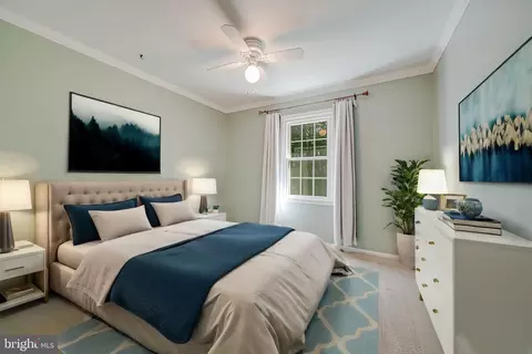 Bedroom - 7919 Birchtree Ct, Springfield, VA 22152 photo 4 of 8