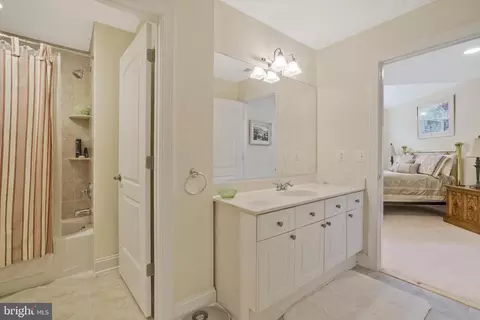 7100 Larrlyn Dr, Springfield, VA 22151 photo 35
