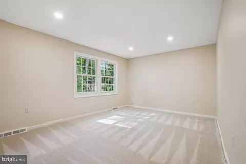 10927 Howland Dr, Reston, VA 20191 photo 35