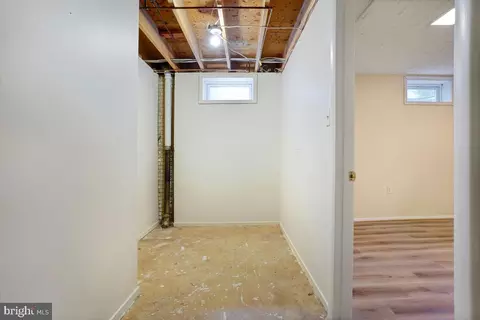 10927 Howland Dr, Reston, VA 20191 photo 42