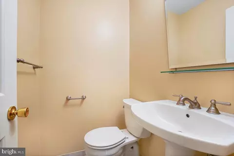 10927 Howland Dr, Reston, VA 20191 photo 23