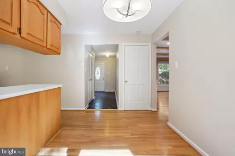 10927 Howland Dr, Reston, VA 20191 photo 19