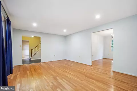 10927 Howland Dr, Reston, VA 20191 photo 9