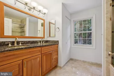 10927 Howland Dr, Reston, VA 20191 photo 37