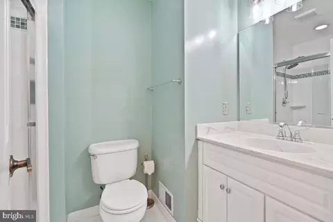 1871 Post Oak Trl, Reston, VA 20191 photo 36
