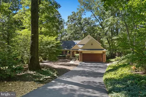 1871 Post Oak Trl, Reston, VA 20191 photo 2