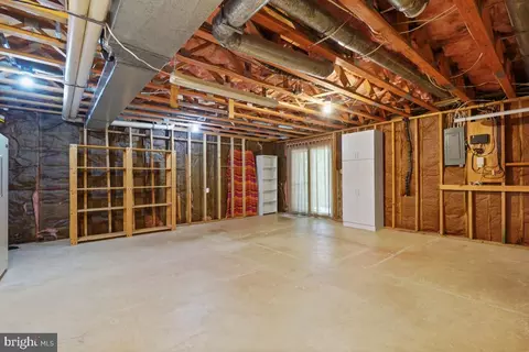 1871 Post Oak Trl, Reston, VA 20191 photo 42