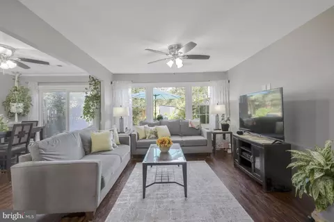 7792 Euclid Way, Springfield, VA 22153 photo 10