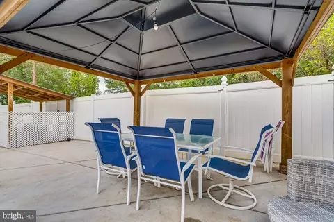 5723 Ash Dr, Springfield, VA 22150 photo 38