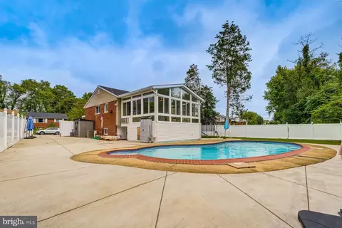 5723 Ash Dr, Springfield, VA 22150 photo 43
