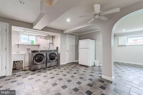 5723 Ash Dr, Springfield, VA 22150 photo 45