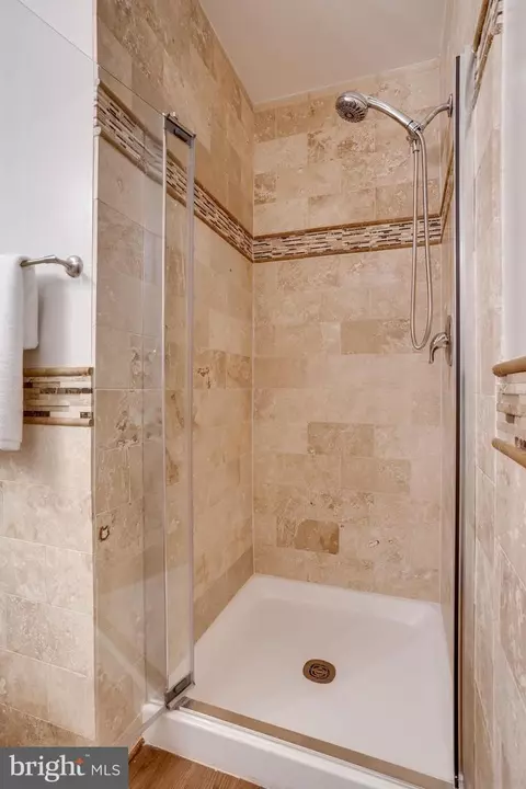Bath - 8750 Center Rd #1, Springfield, VA 22152 photo 2 of 9