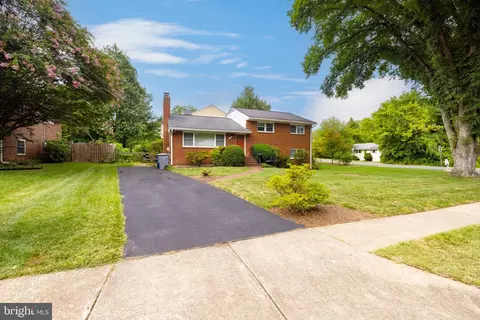 7016 Enterprise Ave, Mclean, VA 22101 photo 3