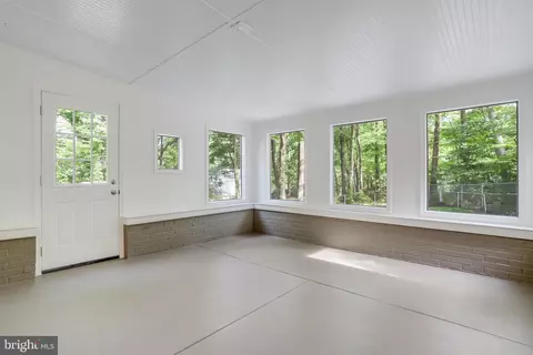 8810 Side Saddle Rd, Springfield, VA 22152 photo 52