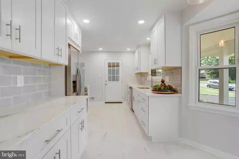 8810 Side Saddle Rd, Springfield, VA 22152 photo 62