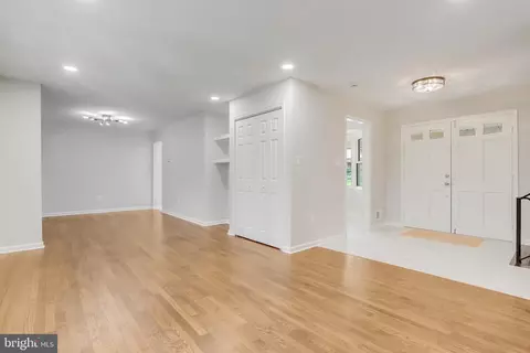 8810 Side Saddle Rd, Springfield, VA 22152 photo 46