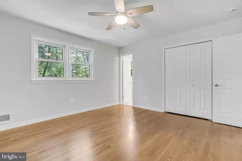 8810 Side Saddle Rd, Springfield, VA 22152 photo 13