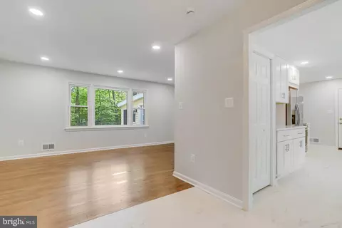 8810 Side Saddle Rd, Springfield, VA 22152 photo 43