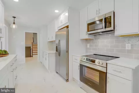 8810 Side Saddle Rd, Springfield, VA 22152 photo 58