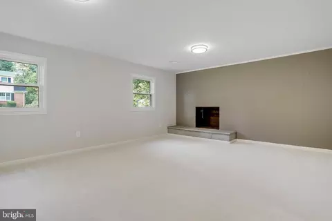 8810 Side Saddle Rd, Springfield, VA 22152 photo 32