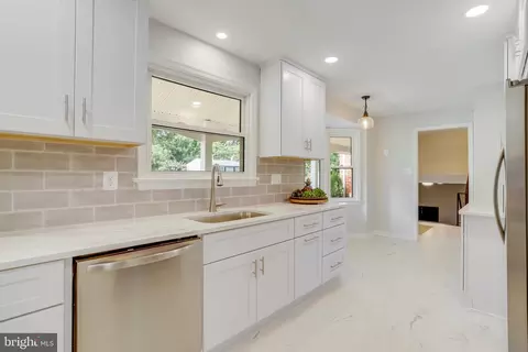 8810 Side Saddle Rd, Springfield, VA 22152 photo 56