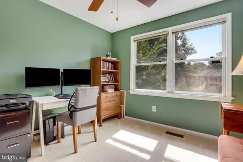 9010 Daum Ct, Springfield, VA 22153 photo 33