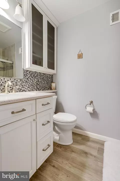 9010 Daum Ct, Springfield, VA 22153 photo 37