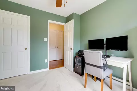 9010 Daum Ct, Springfield, VA 22153 photo 34
